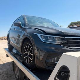 FIANCATA DESTRA PORTE SPORTELLI FARO PARAFANGO VOL