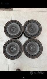 4 cerchi in ferro da 15