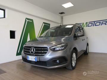 MERCEDES-BENZ T 180 d Premium Long 7 POSTI AUTOM