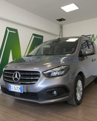 MERCEDES-BENZ T 180 d Premium Long 7 POSTI AUTOM