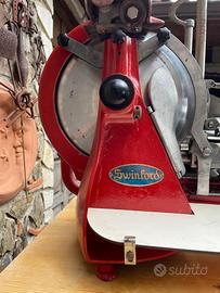 Affettatrice d’epoca a volano Swinford Export