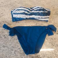 Bikini blu con pailletes