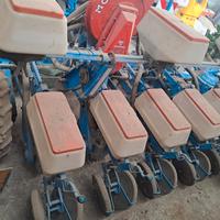 3 seminatrici  monosem 