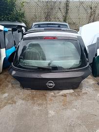 Vendiamo portellone Opel Adam anno2015