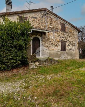 CASA SEMINDIPENDENTE A LESIGNANO DE' BAGNI