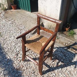 seggiola in stile rustico per bimbi