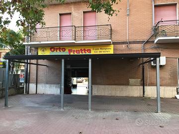 Gazebo 4x7 in Ferro con Copertura e Tende in PVC
