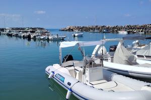 Gommone Capelli Tempest 625 con motore 115 cv. 4t