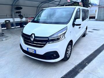 Renanult trafic 9 posti 2.0 120 cv passo lungo