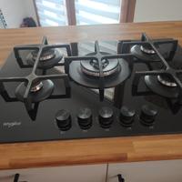 Piano cottura in vetro nero