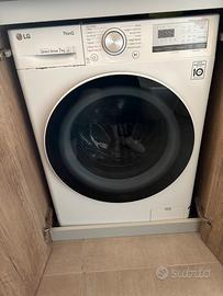 Lavatrice slim LG ThinQ 7 kg – 200€