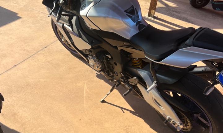 Yamaha YZF R1 - 2015