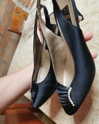 Scarpe da donna in raso nere (Misura 35)