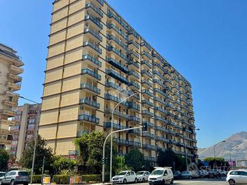 3 LOCALI A PALERMO