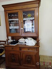 Credenza in noce