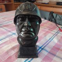 Testa Benito Mussolini