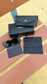 Occhiali Prada donna da sole.