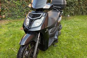Scooter motorino Benelli Caffénero caffe nero 125