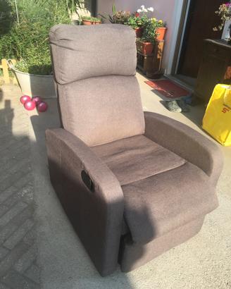 Poltrona reclinabile (consegna a mano)