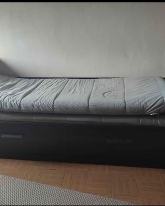 letto brimnes nero 