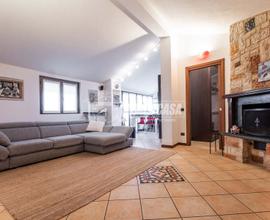 TRILOCALE CON GIARDINO E TERRAZZO
