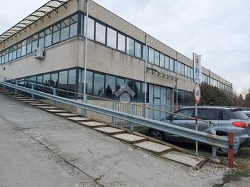 CAPANNONE A GALLARATE