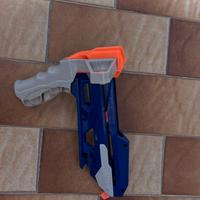 fucile nerf slingstrike