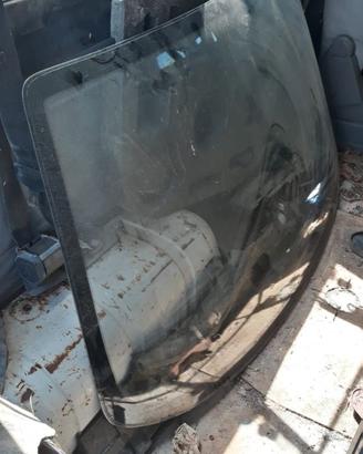 Parabrezza Lunotto e Ricambi Lancia Y e Punto