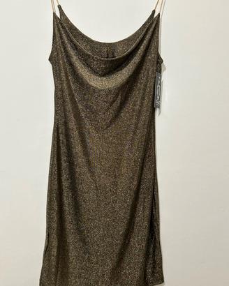 Vestito completo nuovo
