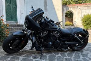 Harley Davidson VRod 1250 night rod uniproprietari