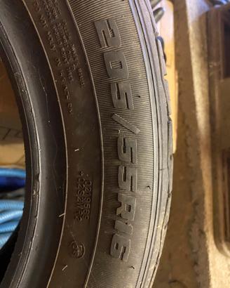 2 Pneumatici Gomme 205 55 r16