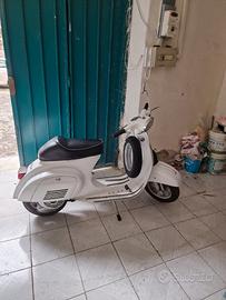Piaggio Vespa 50 Special Elestart 1974