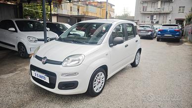 Perfetta fiat panda 1.0hybrid anno 2021 - km 140.0