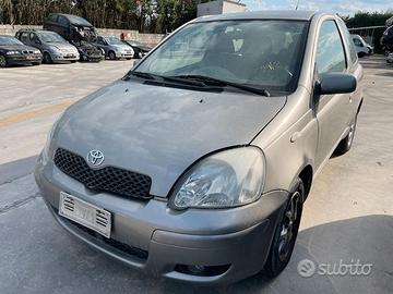 Ricambi usati per Toyota Yaris 1300 benz del 2005