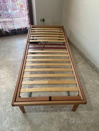 Letto con doghe motorizzato