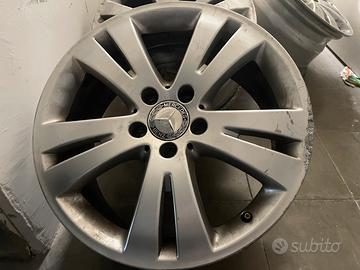 Cerchi 17” Mercedes-Benz c220 2008