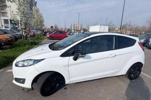 Ford Fiesta Black&White Edition 2015