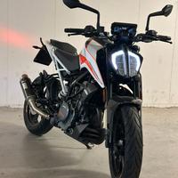 KTM DUKE 390 2022