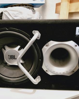 subwoofer JBL