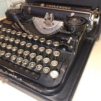 Rara Macchin da scrivere Undewrwood Four Bank 1926