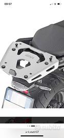 Attacco per bauletto Givi SRA5137