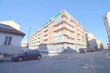 2 LOCALI A TORINO