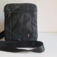 Borsello Nero Boardman - Chiusura con Cerniera