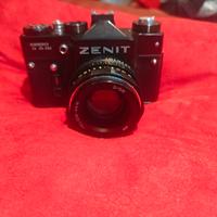 macchina fotografica Zenith TTL e cinepresa Canon