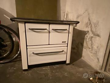 Stufa a legna cucina economica