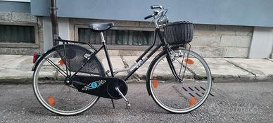 Bicicletta city bike da donna 