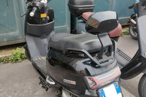 MOTORINO ELETTRICO 125 - 2 PERSONE - SUNRA ROBO S