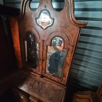 Trumeau Lombardo in noce e radica 