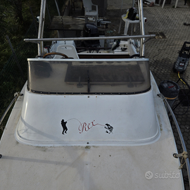 Barca semicabinata Rio onda 500 con motore 40/70