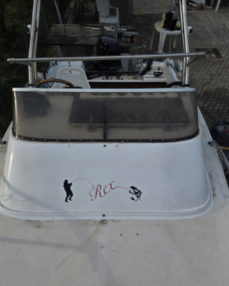 Barca semicabinata Rio onda 500 con motore 40/70